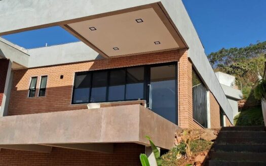 Casa 4 Quartos à Venda | Ville de Montagne | Nova Lima.