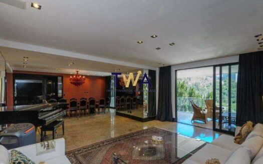 Casa em condomínio 4 Quartos à Venda | Vila Castela | Nova Lima.
