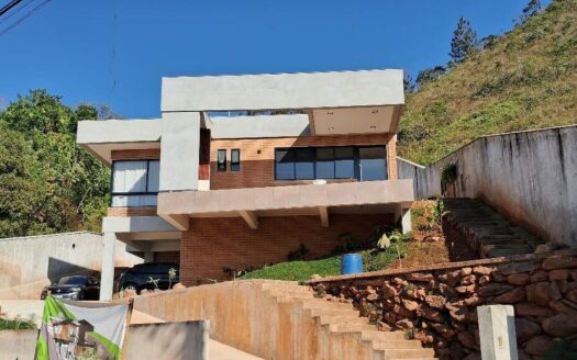 Casa 4 Quartos à Venda | Ville de Montagne | Nova Lima.