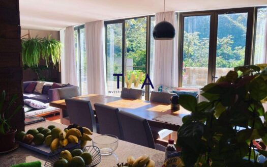 Casa em condomínio 4 Quartos à Venda | Vila Alpina | Nova Lima.