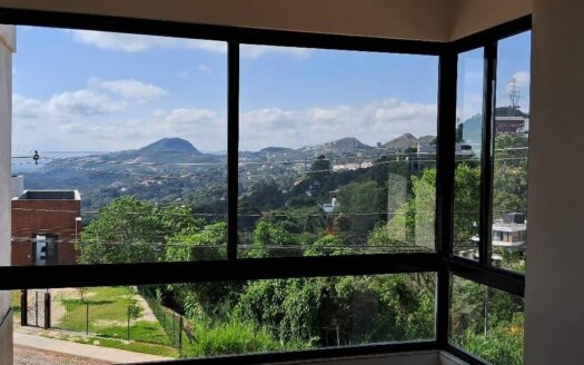 Casa 4 Quartos à Venda | Ville de Montagne | Nova Lima.