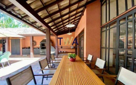 Casa 4 Quartos à Venda | Belvedere | Belo Horizonte.